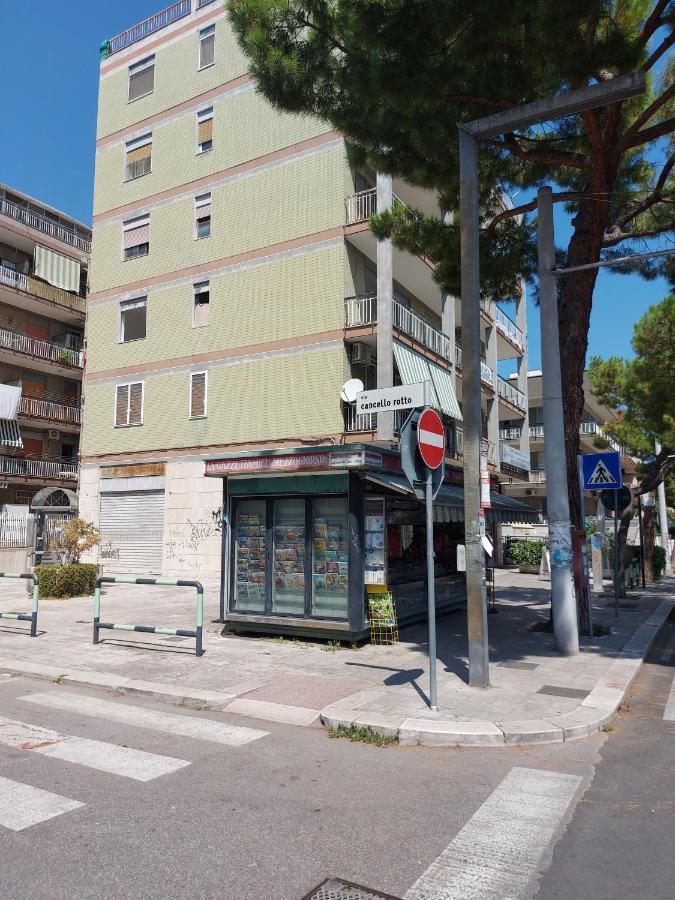 La Casa Al Cancello Rotto Bari Buitenkant foto